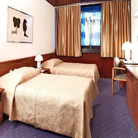 Slavija Lux 3* Belgrad