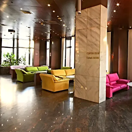 Slavija Lux Hotel