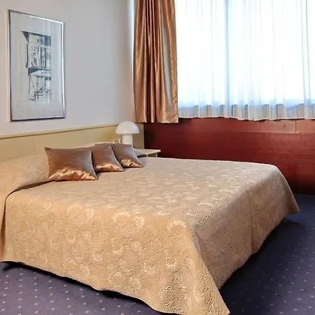 Hotel Slavija Lux Belgrado