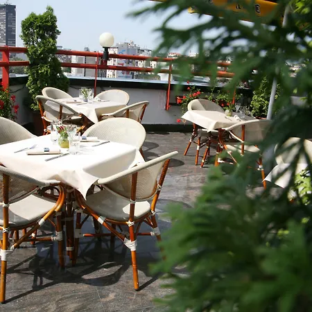 Slavija Lux 3* Belgrado