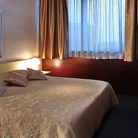 Slavija Lux 3* Belgrad