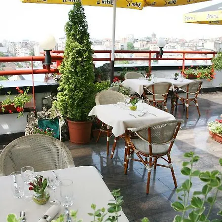 Hotel Slavija Lux 3*