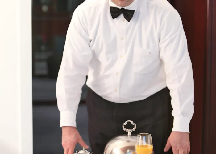 Slavija Lux Hotel 3*