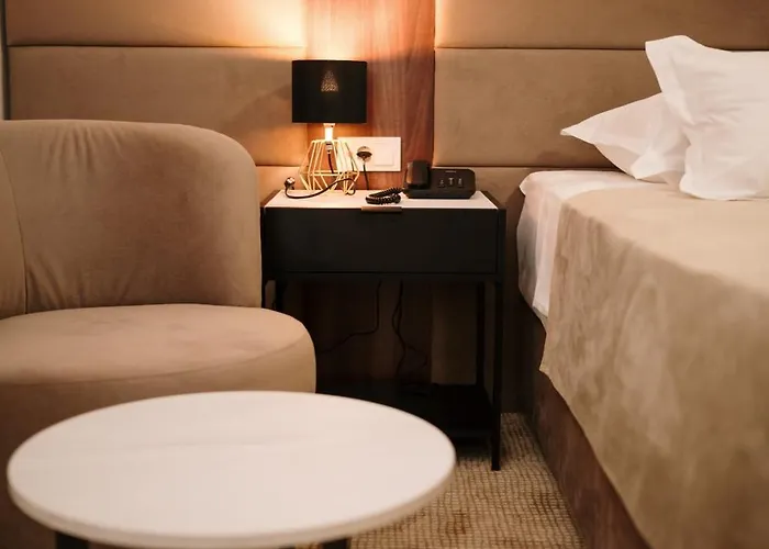 Slavija Lux 3* Belgrade