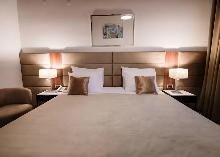 Hotel Slavija Lux 3*